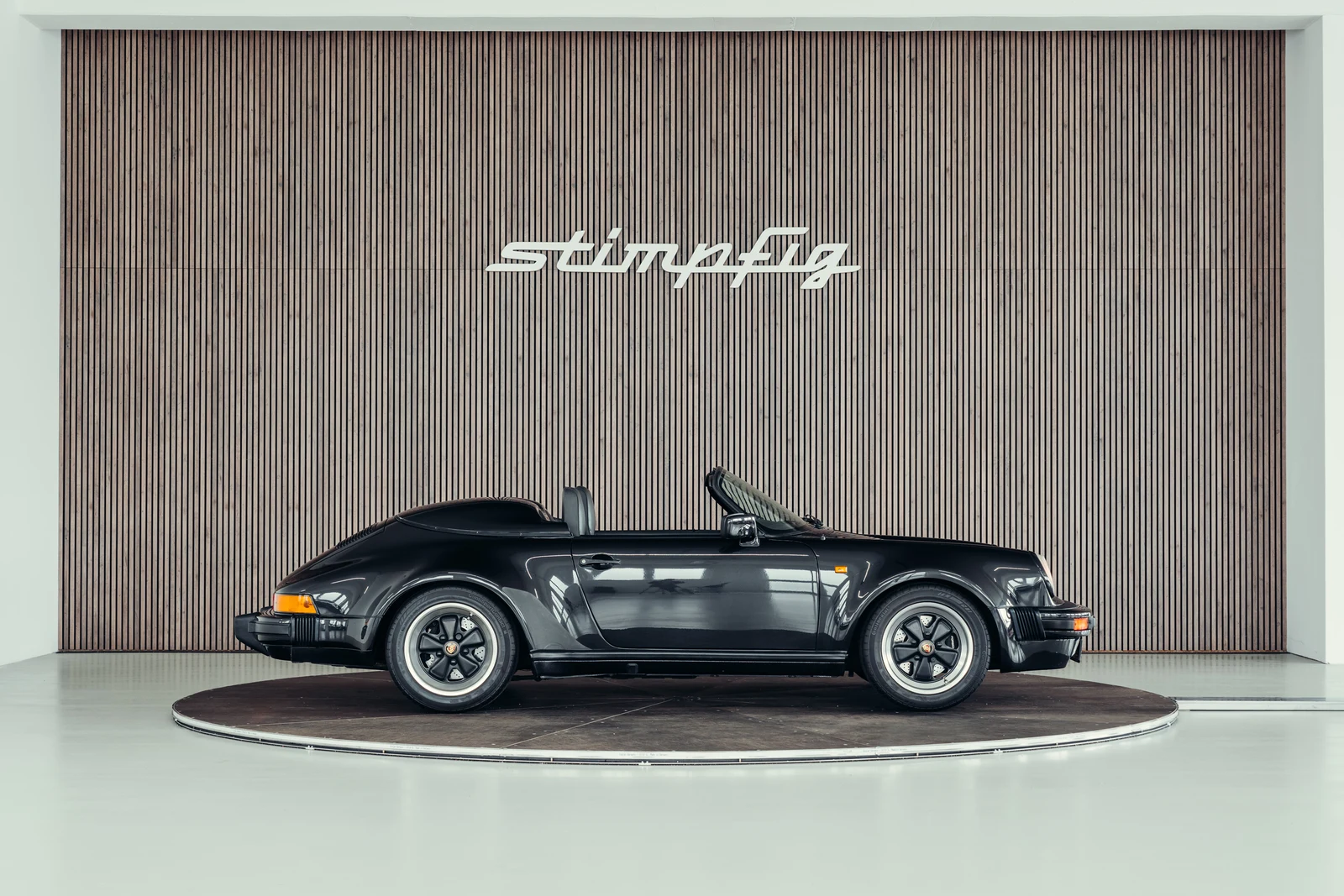 Porsche 911 (G-Series) Speedster, 6/10