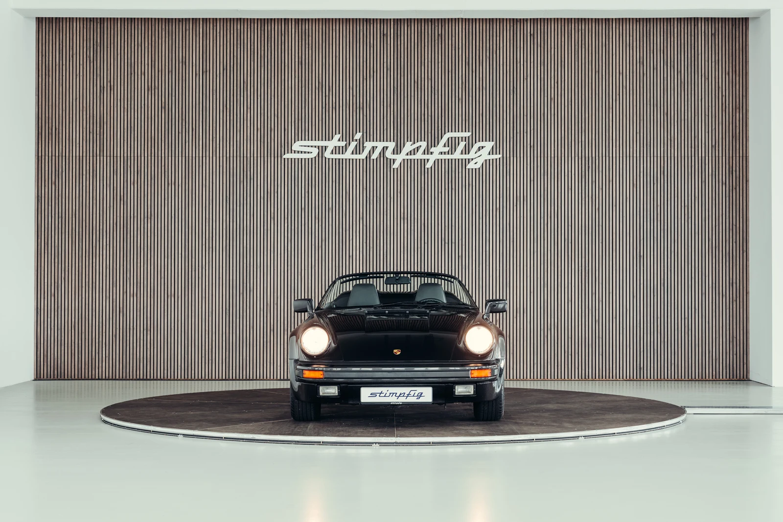 Porsche 911 (G-Series) Speedster, 8/10