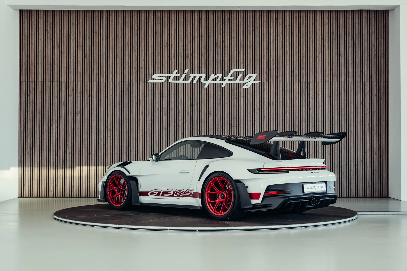 Porsche 911 (992.1) GT3 RS, 3/10
