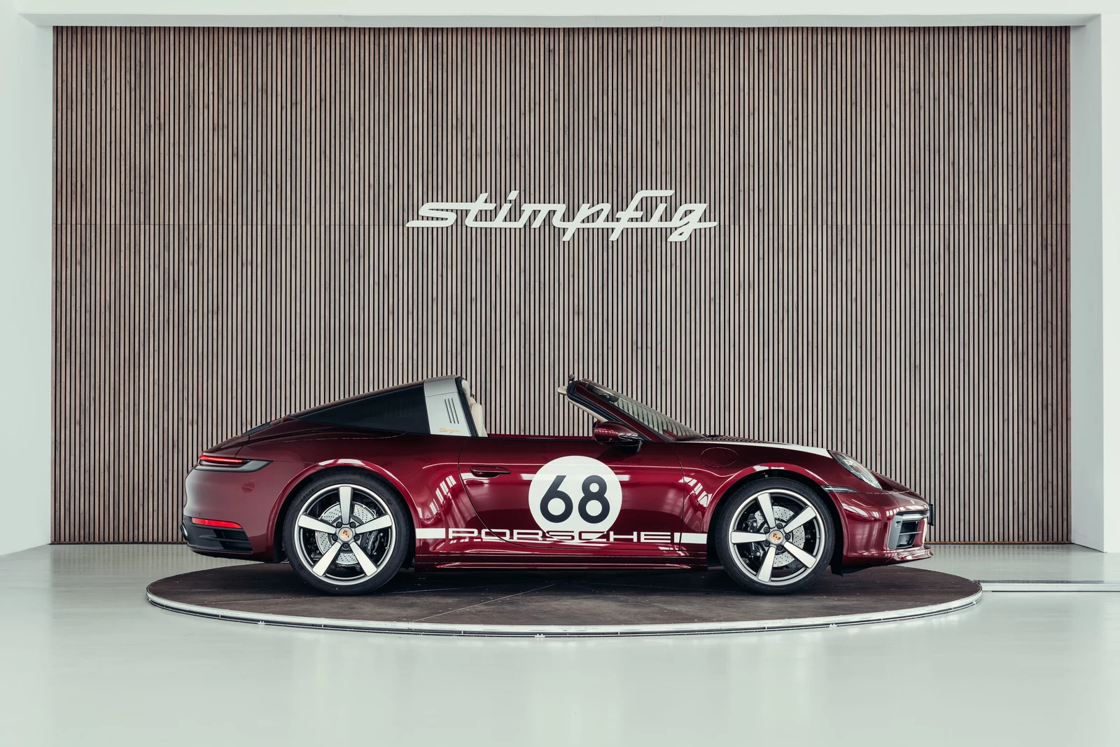 Porsche 911 (992.1) Targa 4S Heritage Design Edition, 6/10