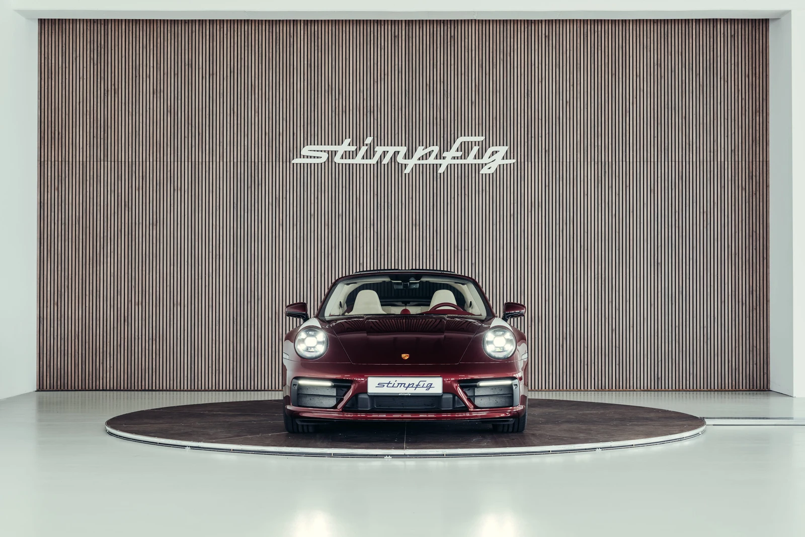 Porsche 911 (992.1) Targa 4S Heritage Design Edition, 8/10
