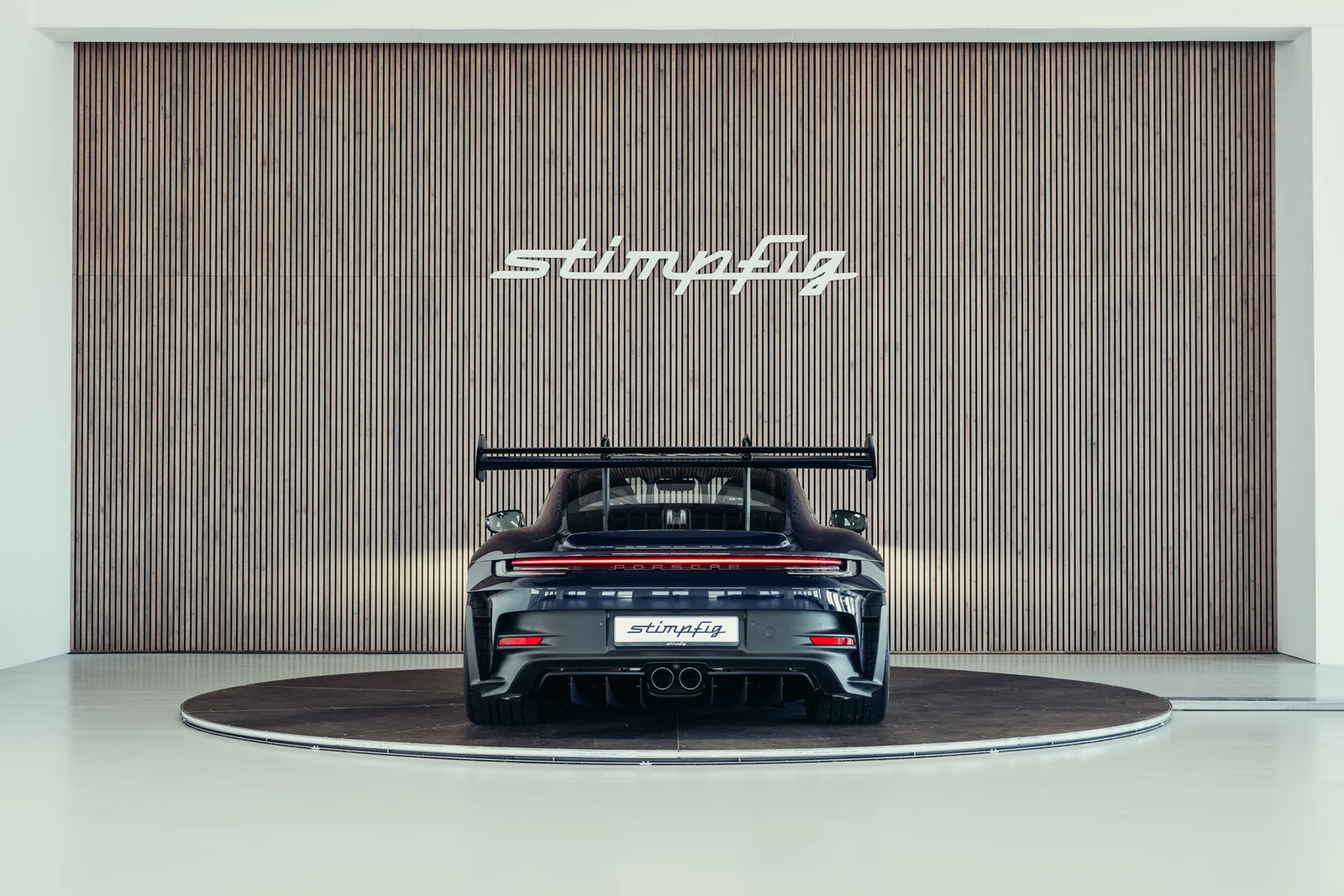 Porsche 911 (992.1) GT3 RS, 4/10