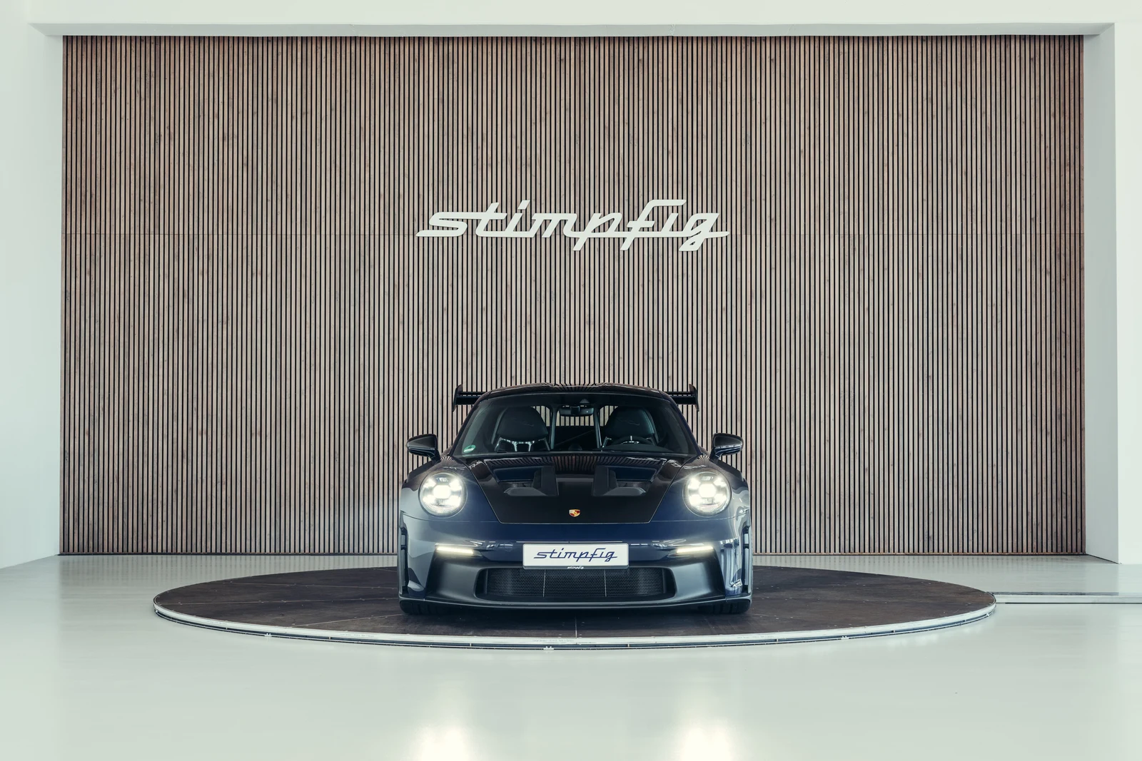 Porsche 911 (992.1) GT3 RS, 8/10