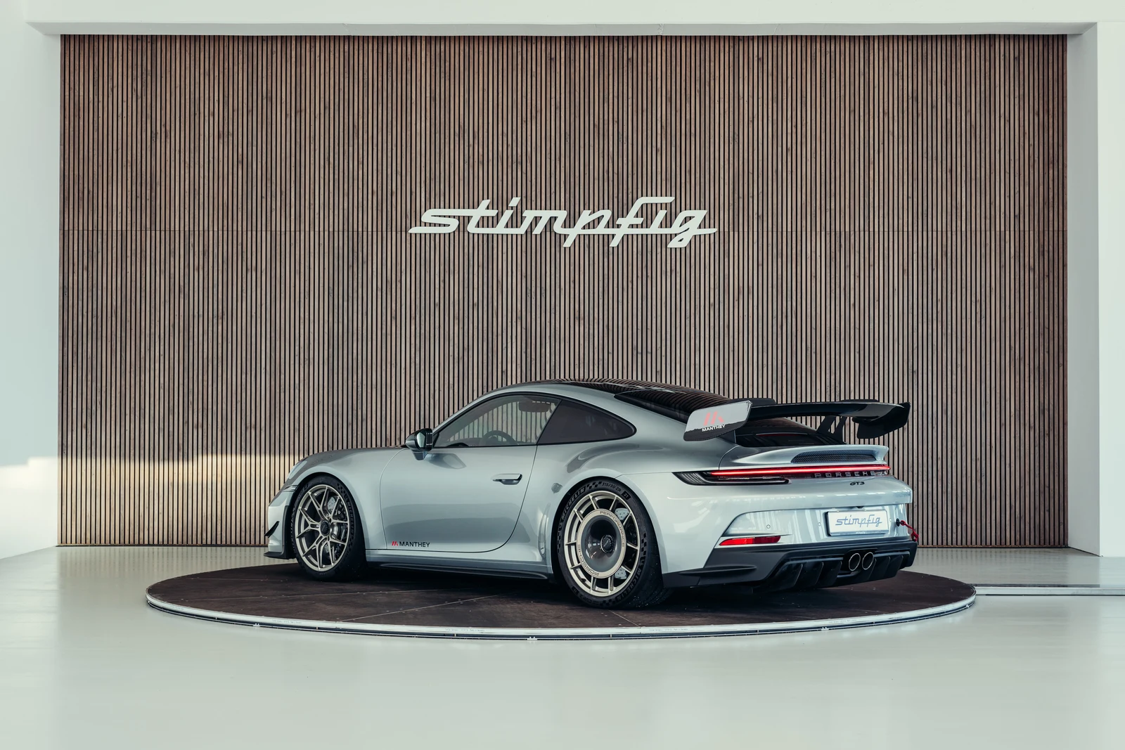 Porsche 911 (992.1) GT3 MR, 3/10
