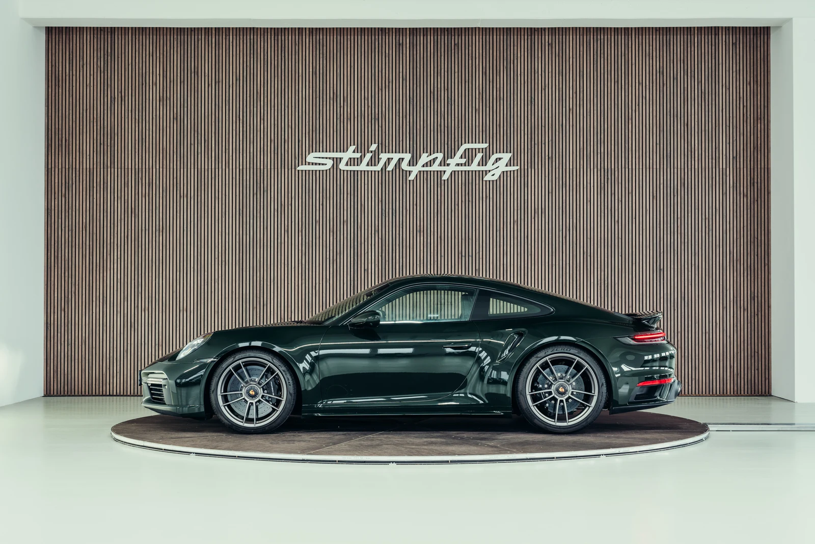 Porsche 911 (992.1) Turbo S, 2/10