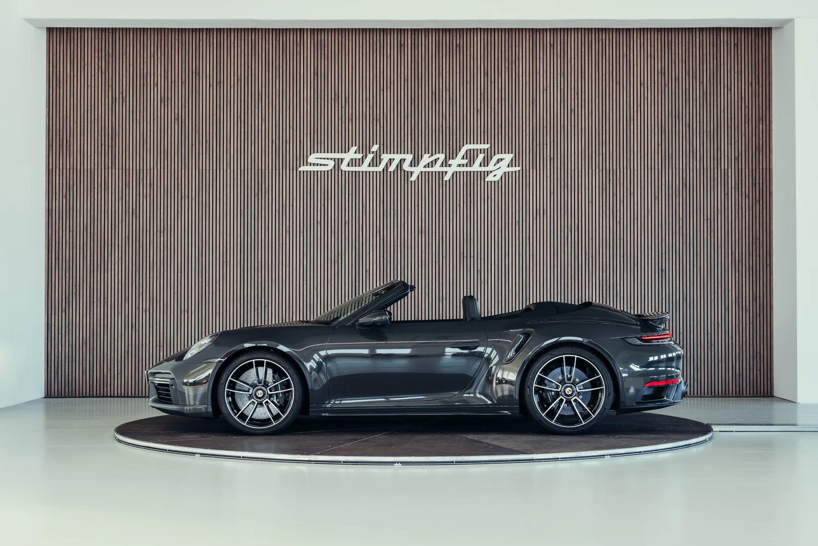 Porsche 911 (992.1) Turbo S Cabriolet, 2/10