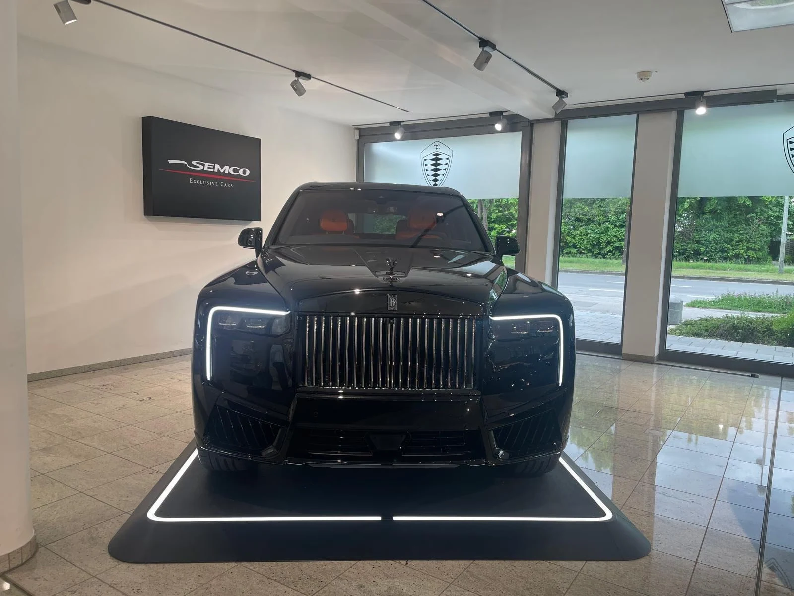 Rolls-Royce Cullinan Series II Black Badge, 3/10