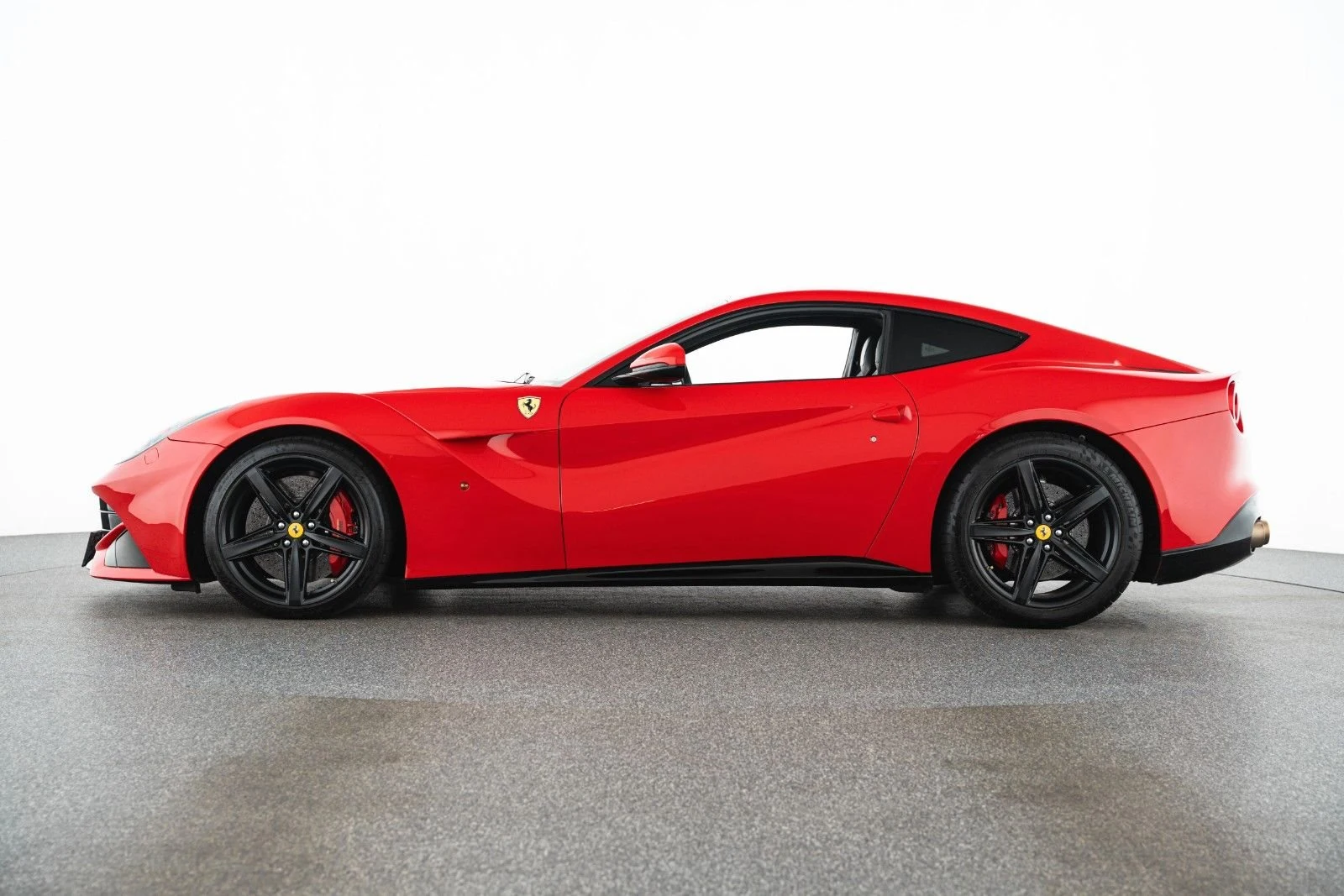 Ferrari F12berlinetta, 8/10
