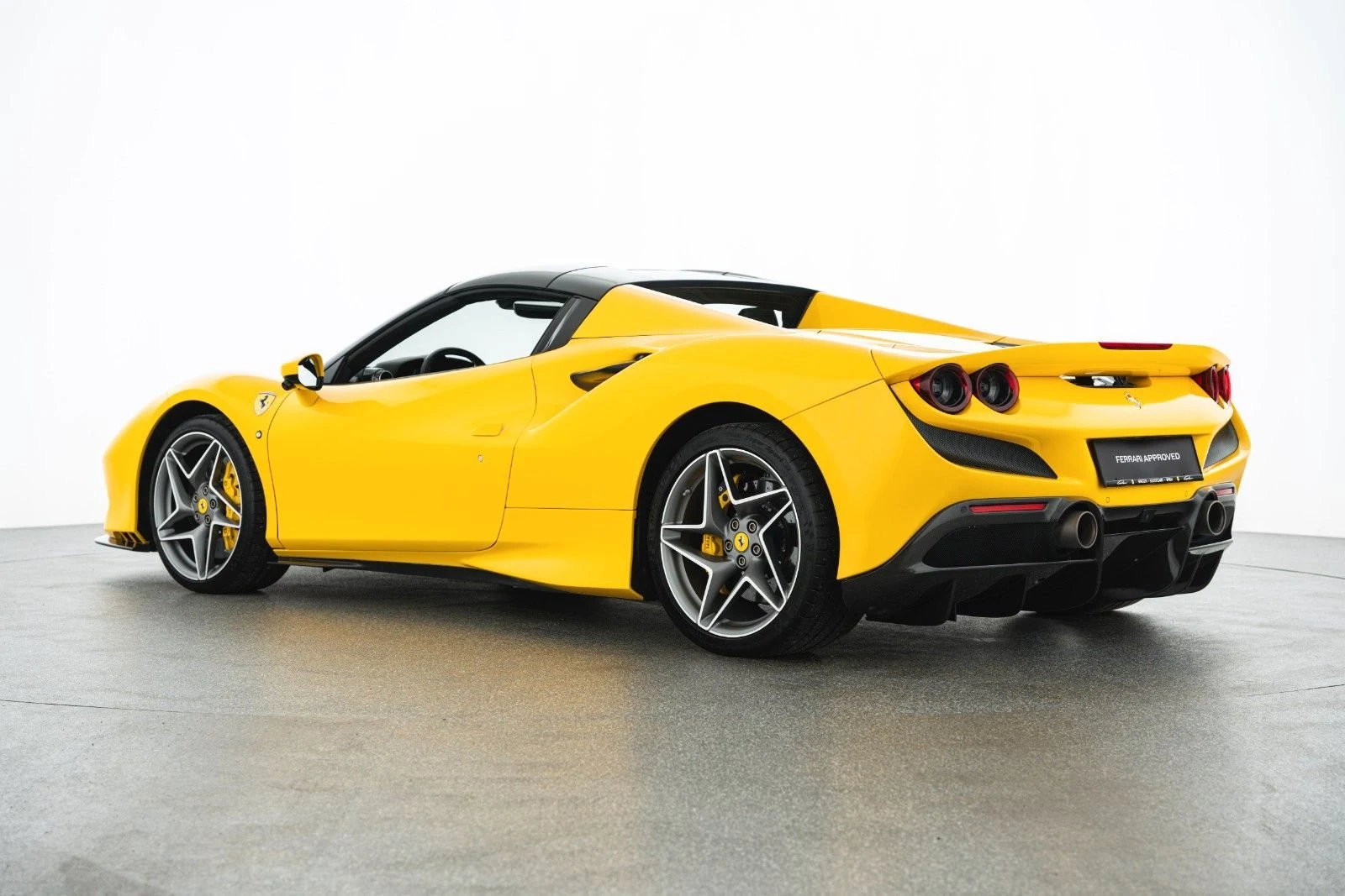 Ferrari F8 Spider, 7/10