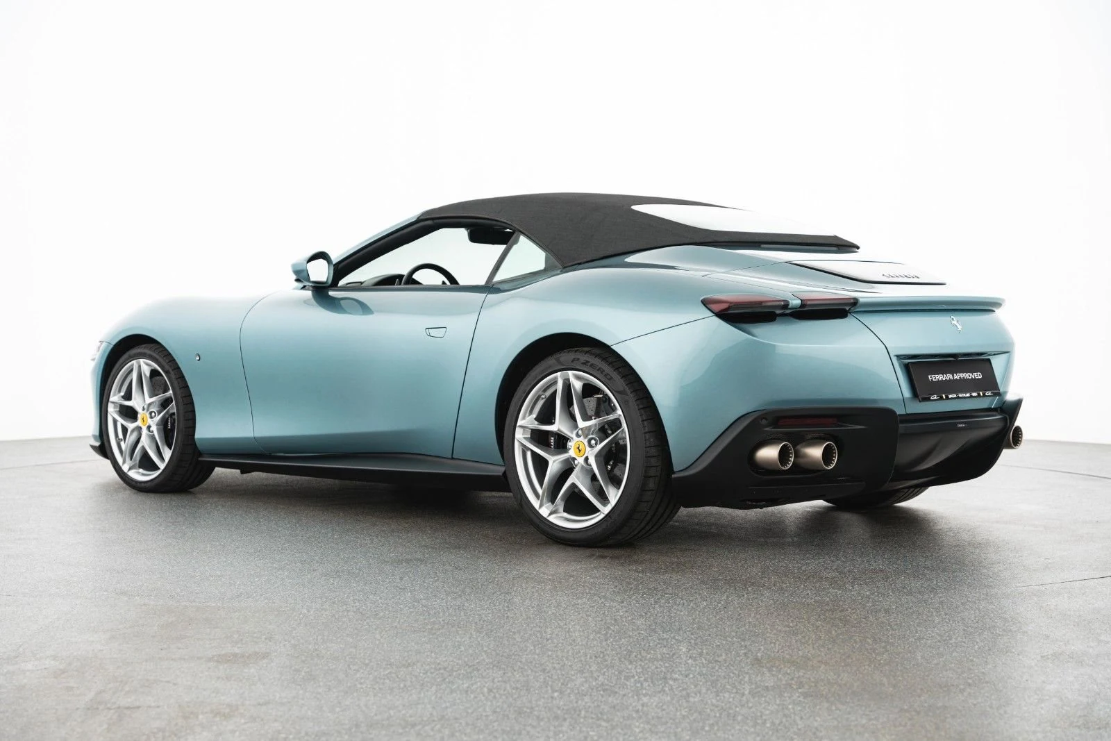 Ferrari Roma Spider, 7/10