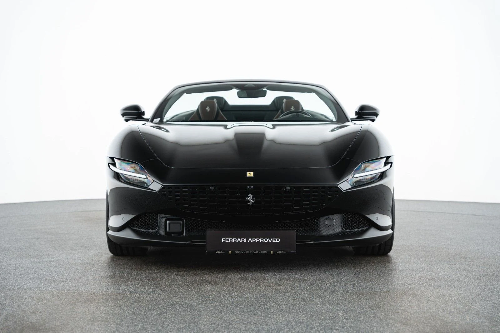 Ferrari Roma Spider, 2/10
