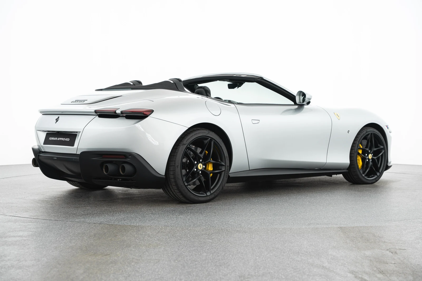 Ferrari Roma Spider, 5/10