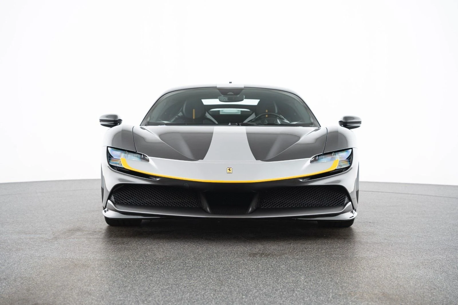 Ferrari SF90 Stradale, 2/10