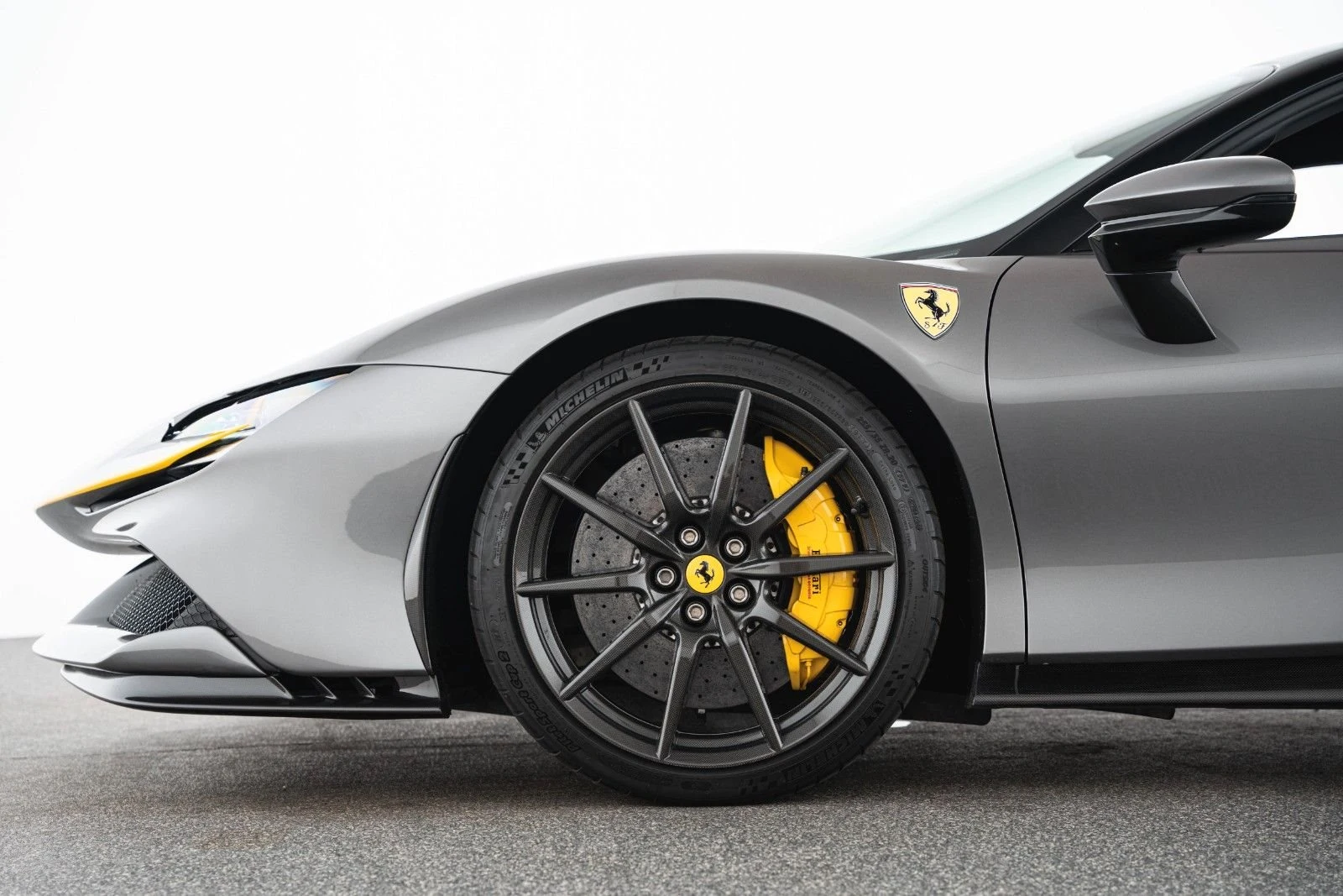 Ferrari SF90 Stradale, 9/10