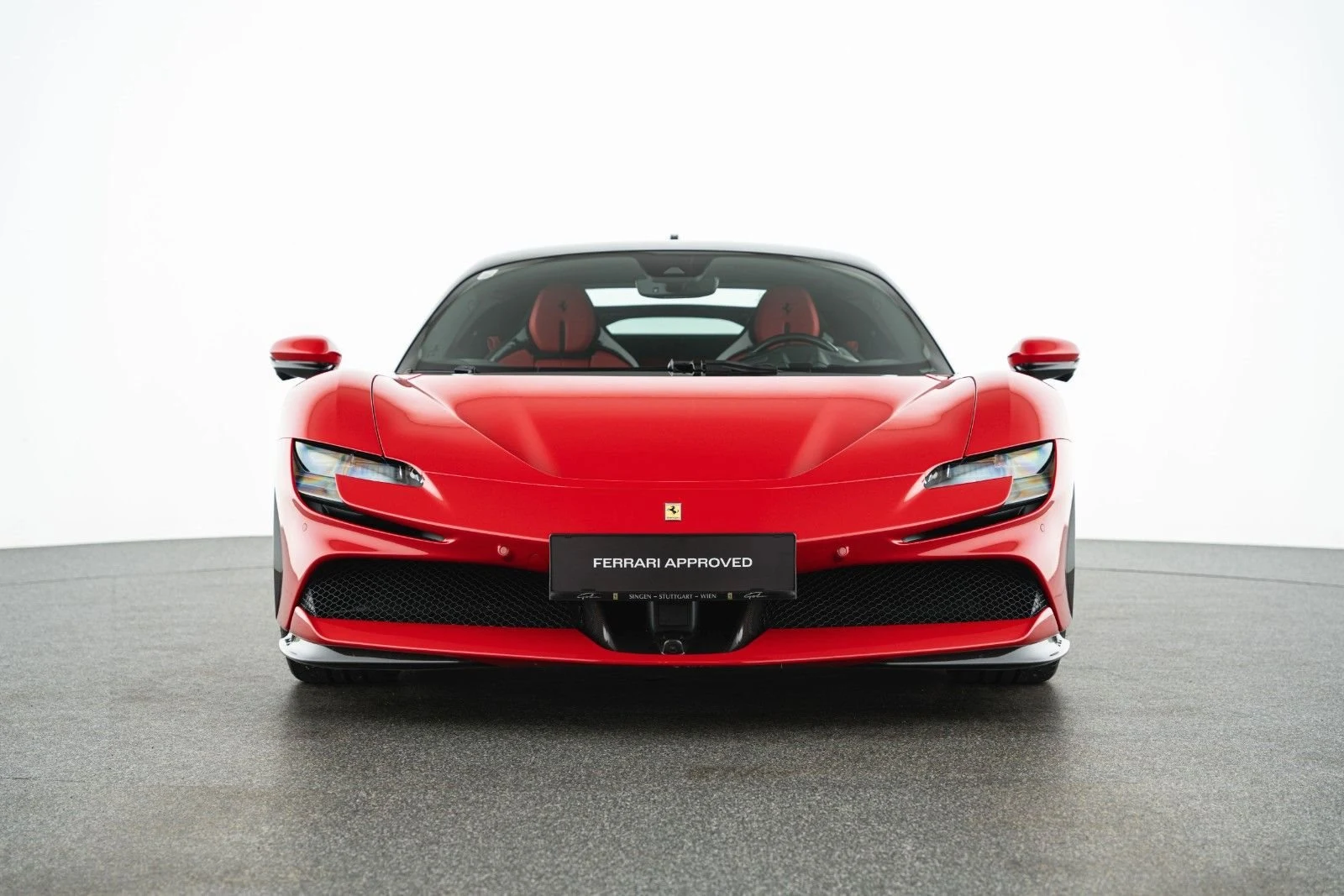 Ferrari SF90 Stradale, 2/10