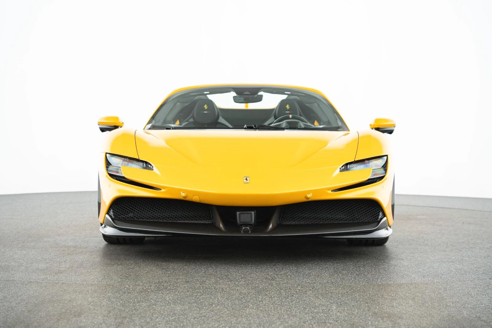 Ferrari SF90 Spider Assetto Fiorano, 2/10