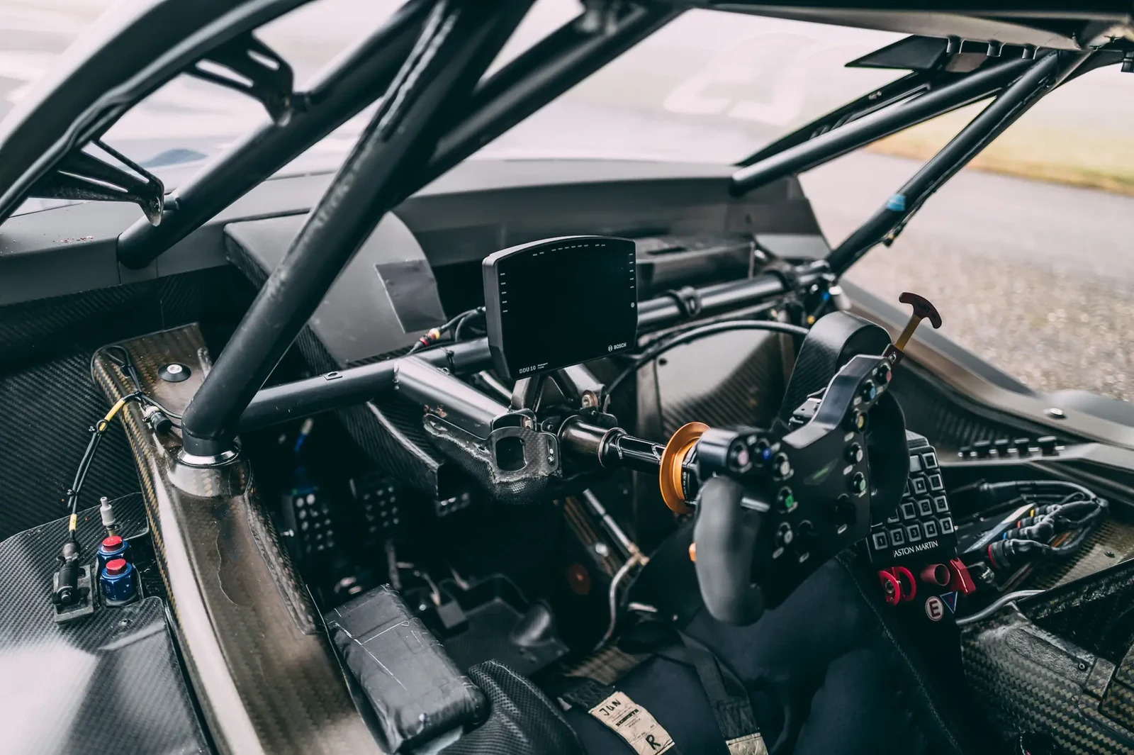 Aston Martin V8 Vantage DTM · P.O.R, 3/10
