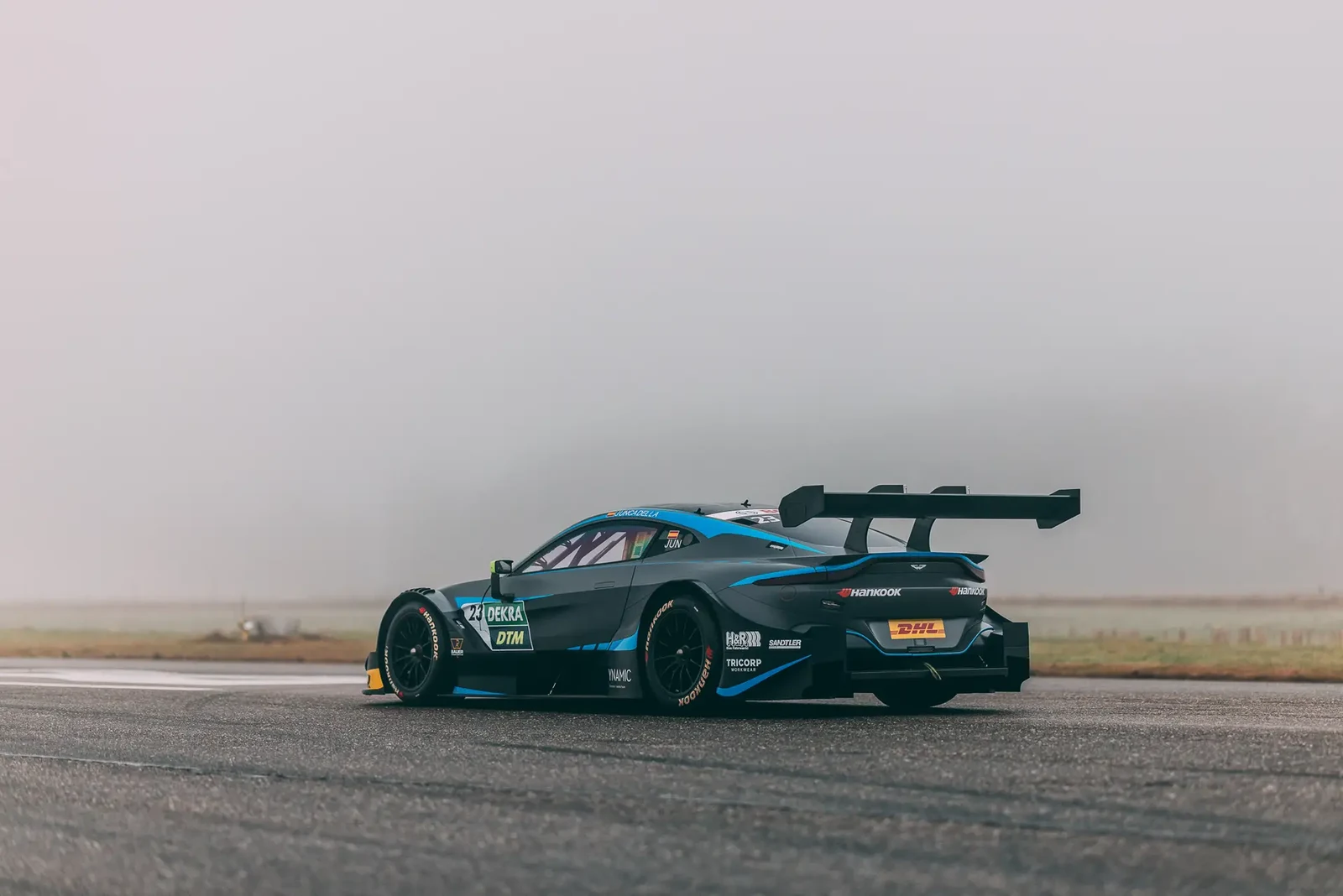 Aston Martin V8 Vantage DTM · P.O.R, 4/10