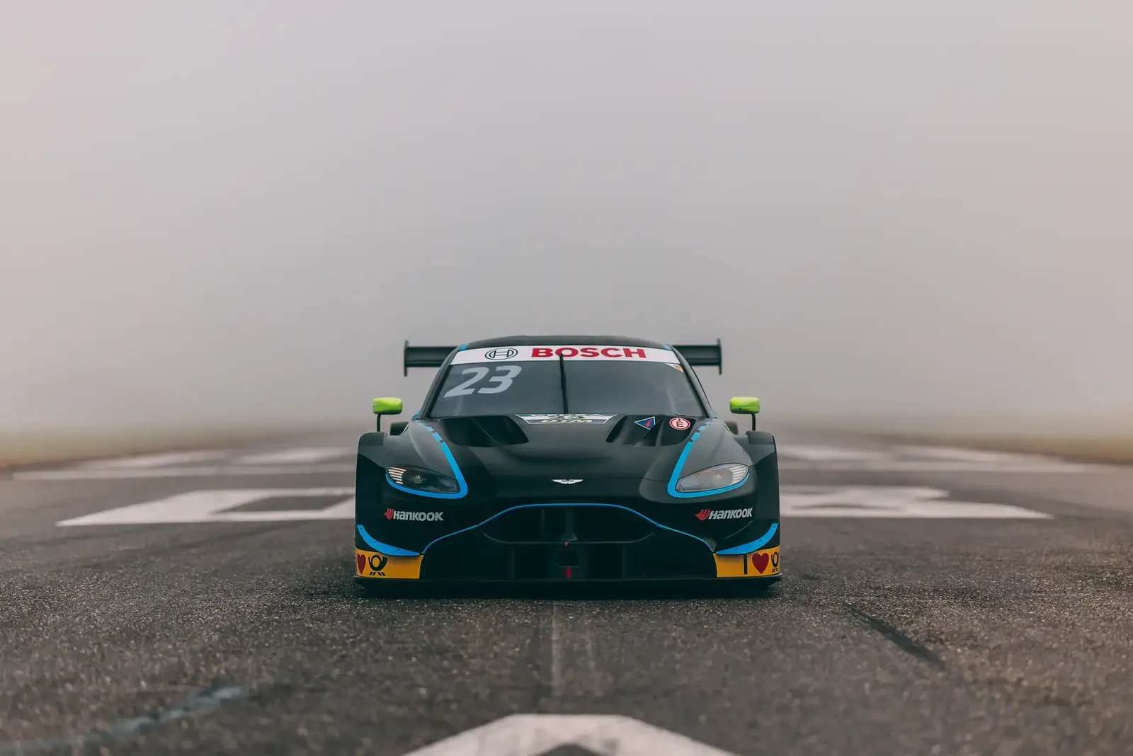 Aston Martin V8 Vantage DTM · P.O.R, 9/10