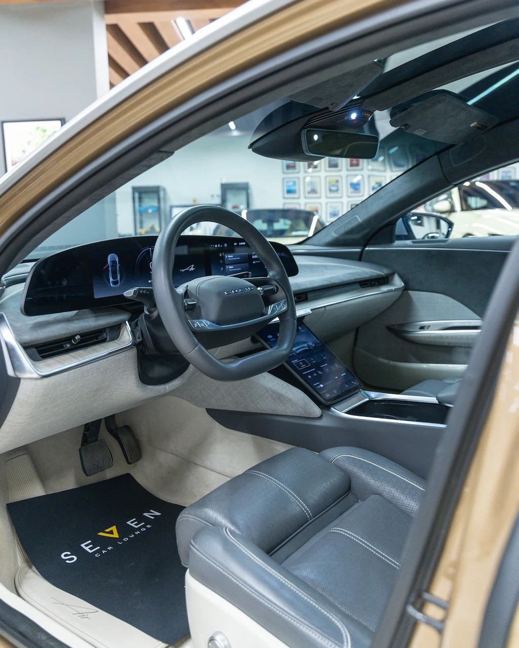 Lucid Air Dream Edition, 8/10