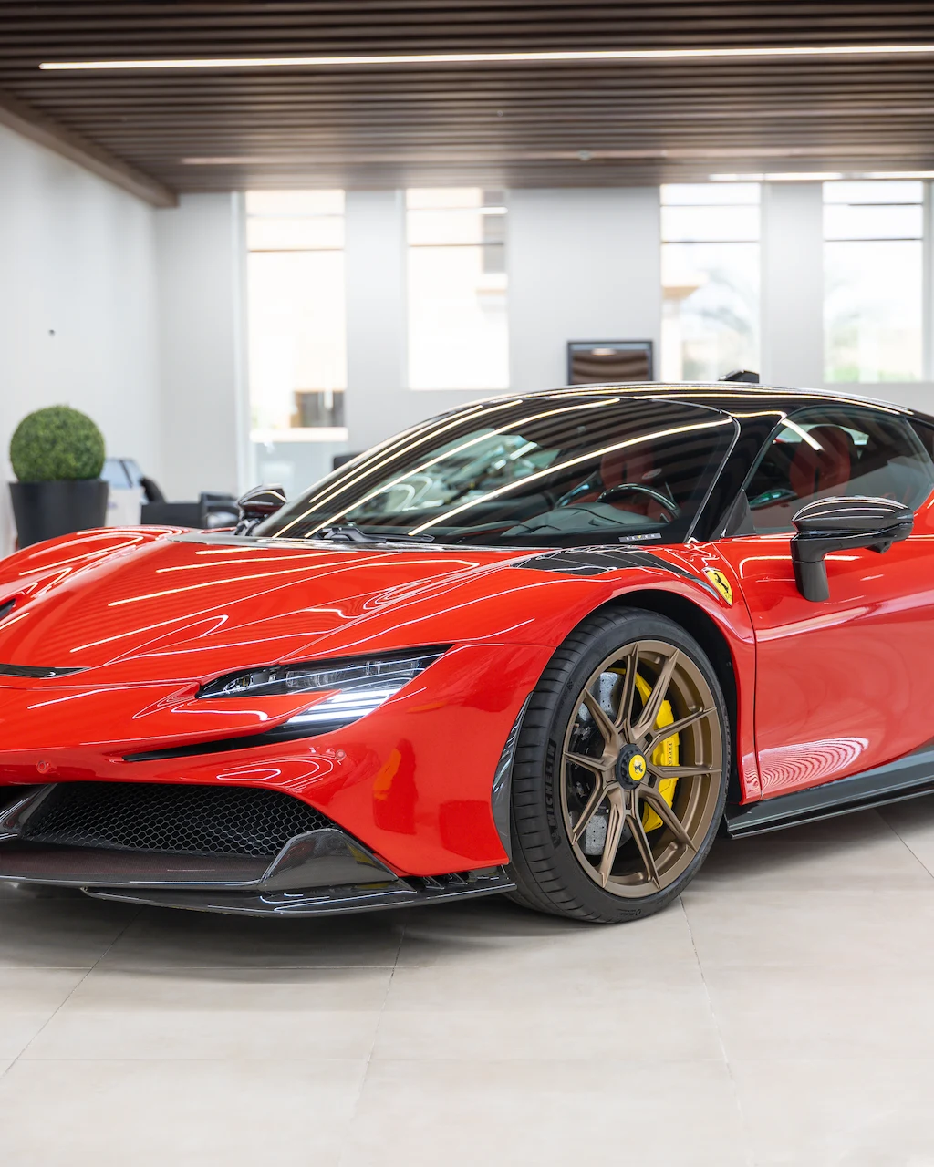 2022 Ferrari SF90 Stradale, 2/10