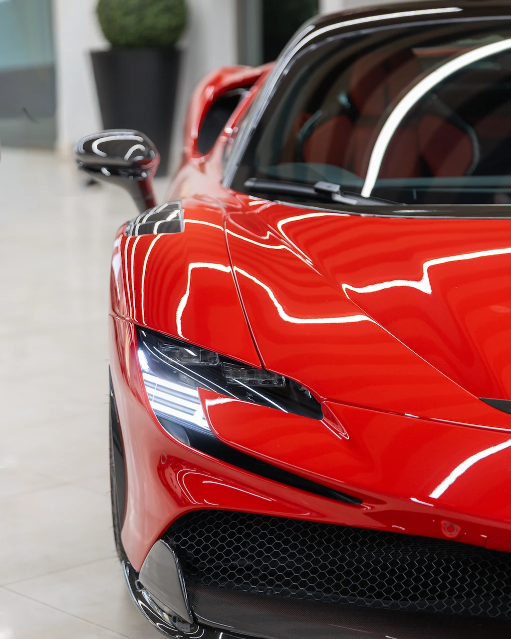 2022 Ferrari SF90 Stradale, 4/10