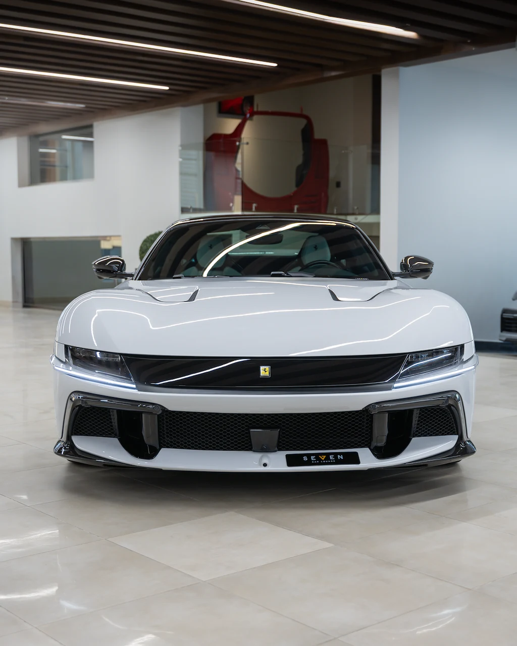 Ferrari 12Cilindri Spider, 2/10