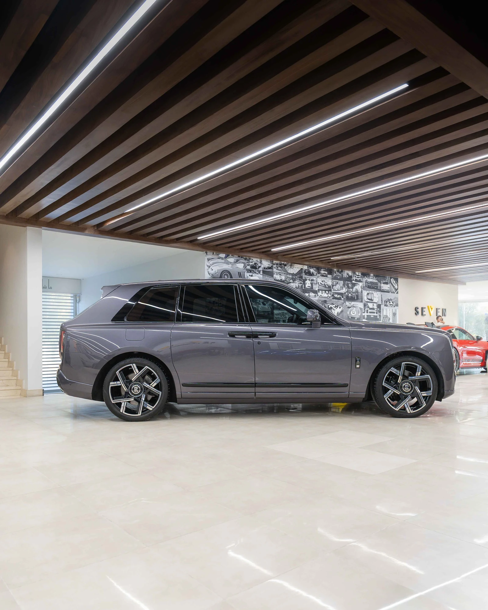 Rolls-Royce Cullinan Black Badge Series II, 5/10