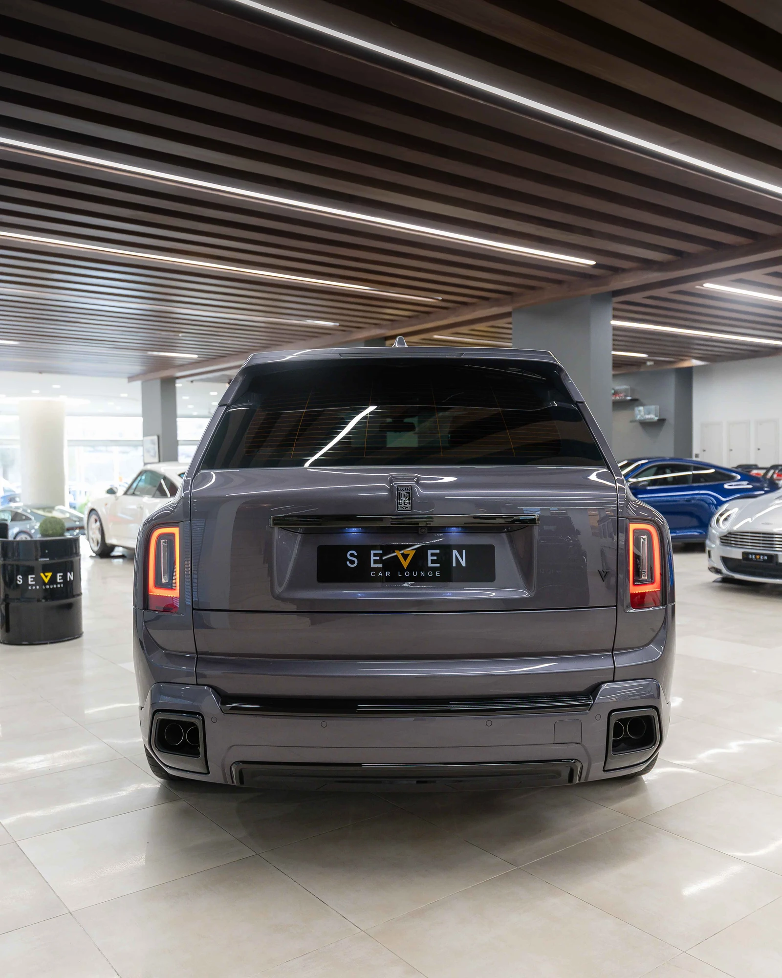 Rolls-Royce Cullinan Black Badge Series II, 6/10