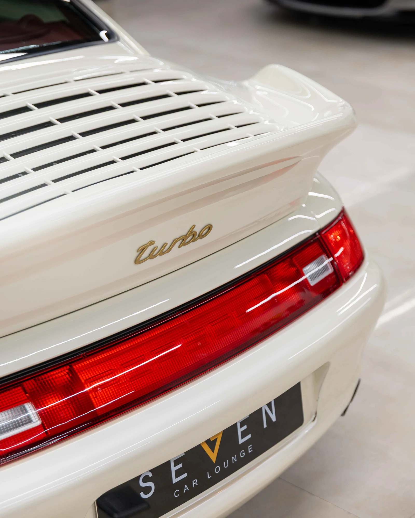 Porsche 911 (993) Turbo, 7/10