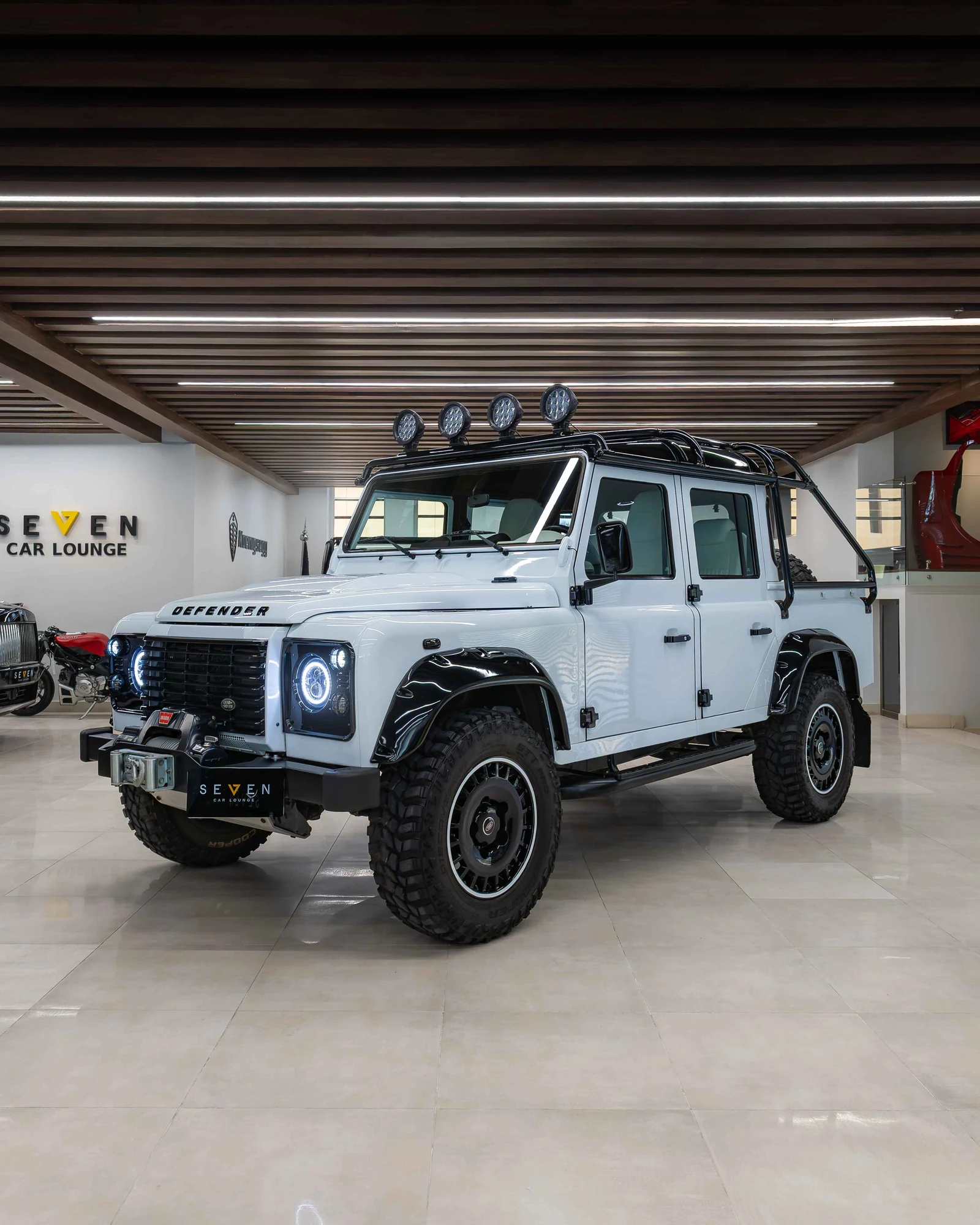 Land Rover Classic Defender, 2/10
