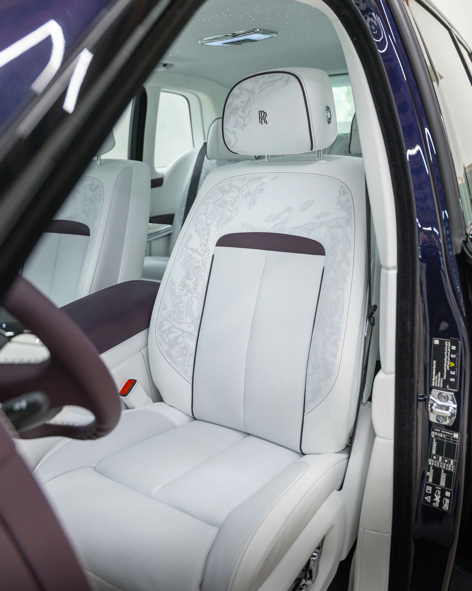 2026 Rolls-Royce Cullinan Black Badge Series II, 10/10