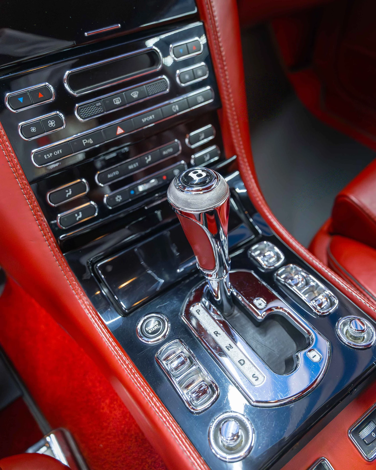 2009 Bentley Brooklands Coupé, 8/10