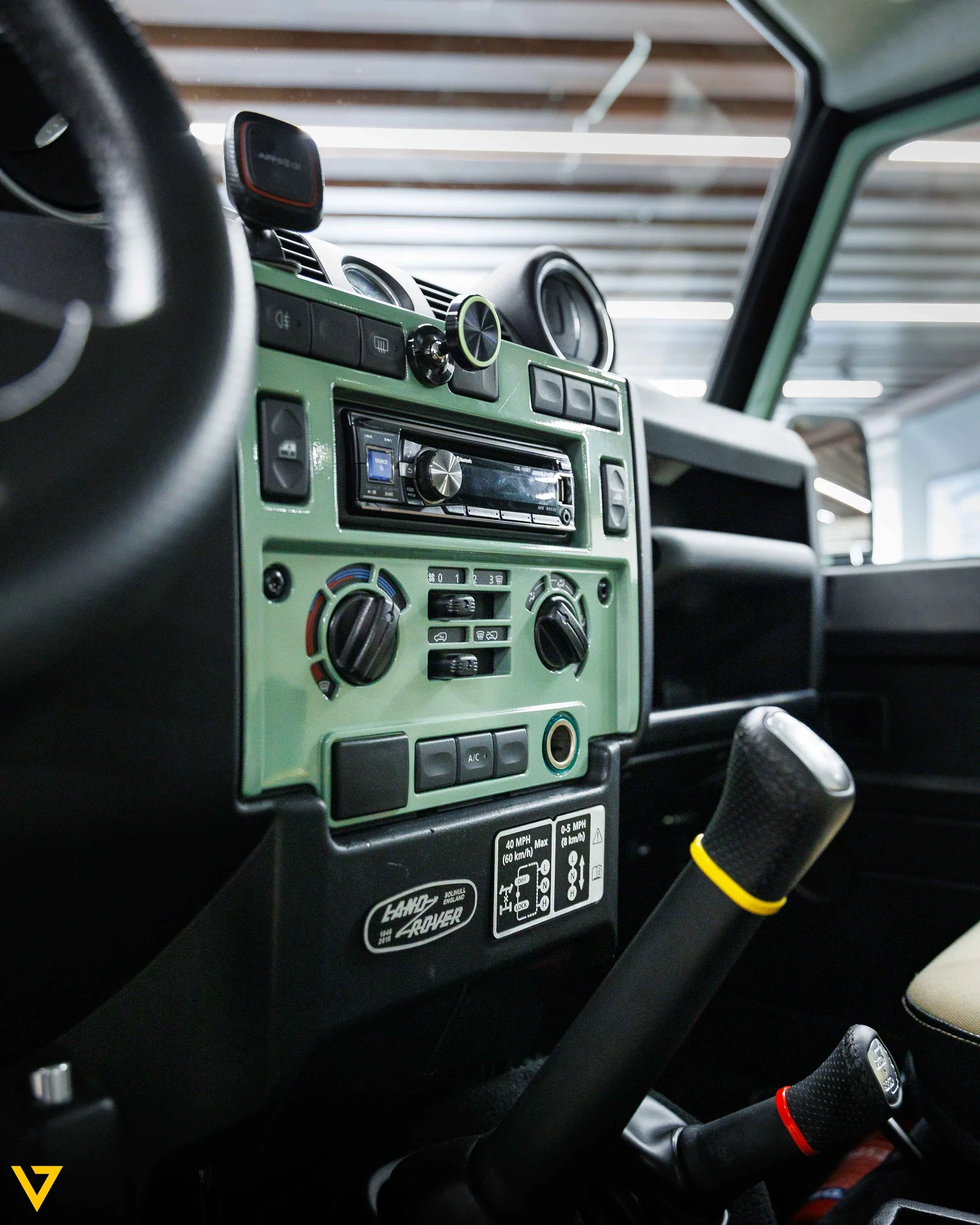 Land Rover Defender Heritage, 7/10