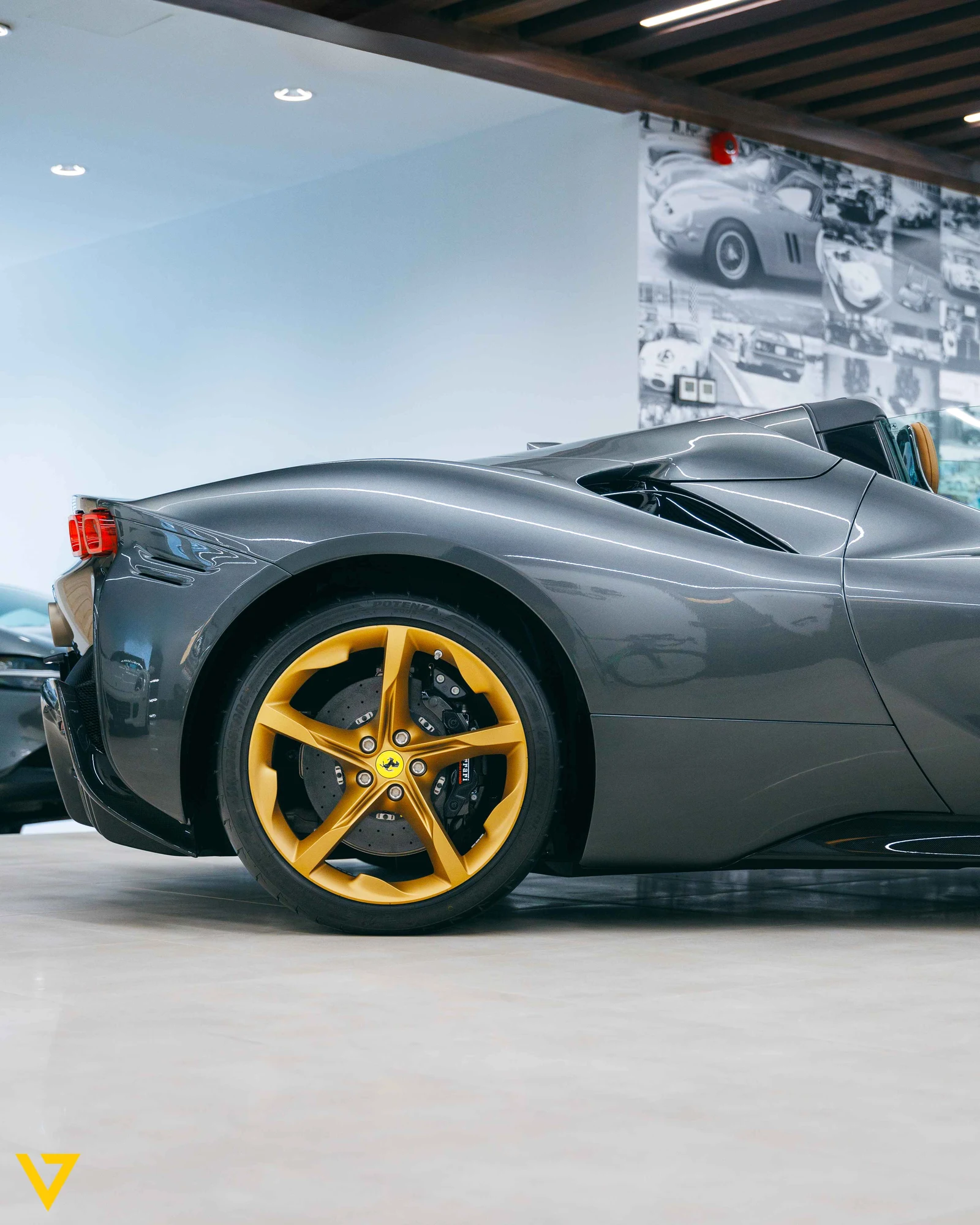 2024 Ferrari SF90 Spider, 5/10