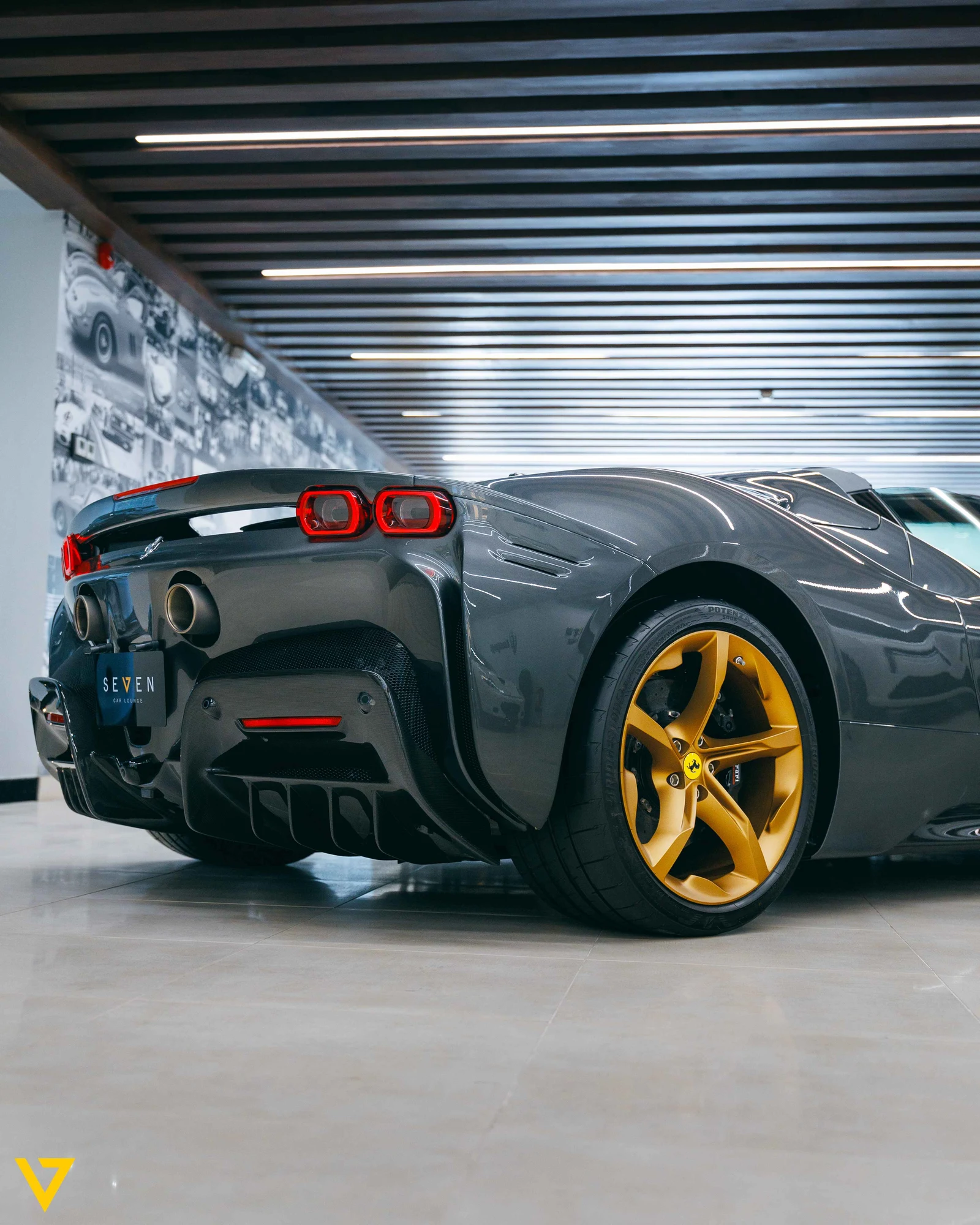 2024 Ferrari SF90 Spider, 6/10
