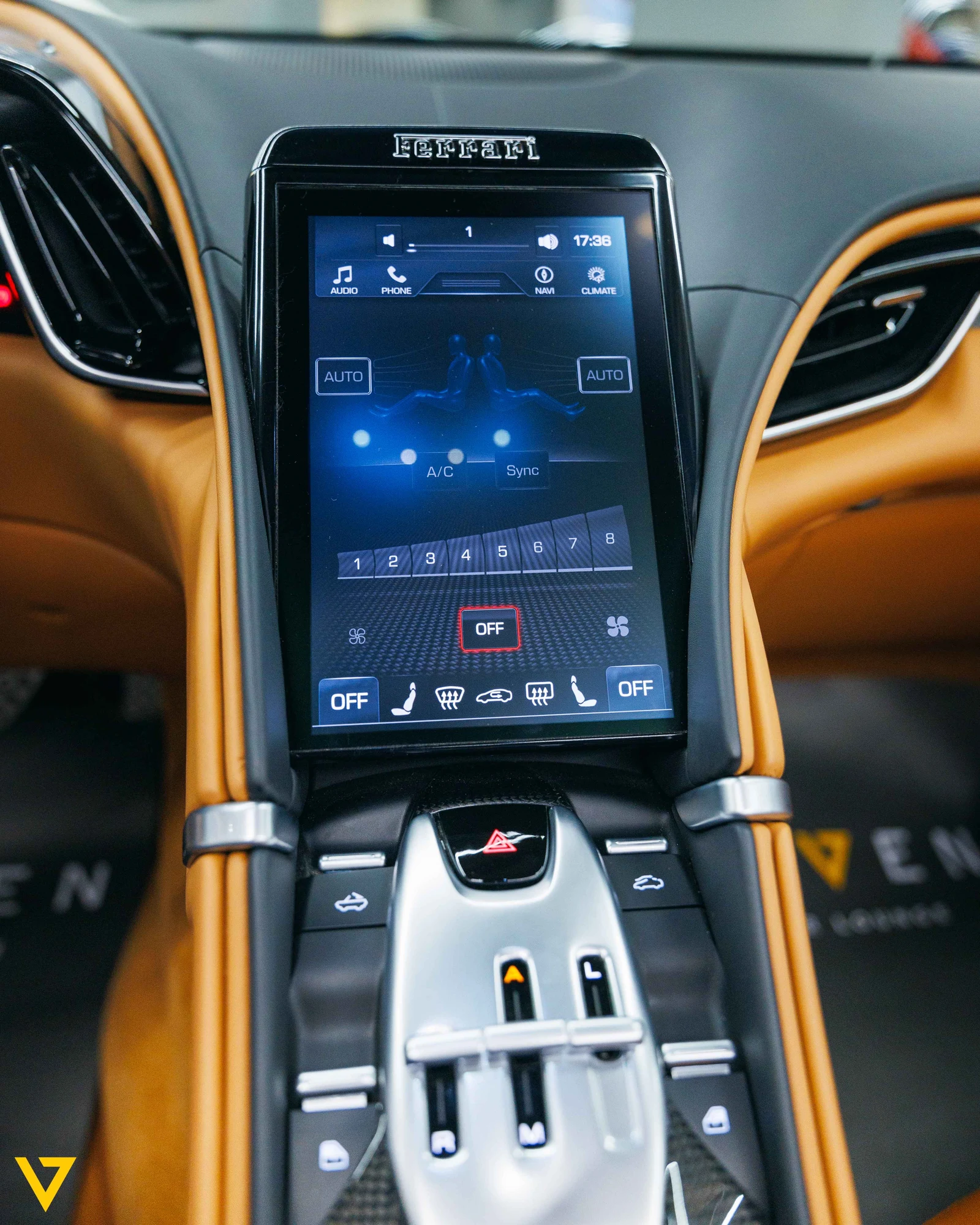 2024 Ferrari Roma Spider, 2/10