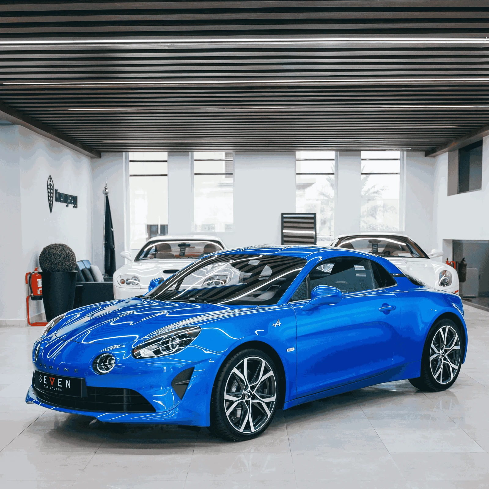 Alpine A110 (2017) · blue · Seven Car Lounge