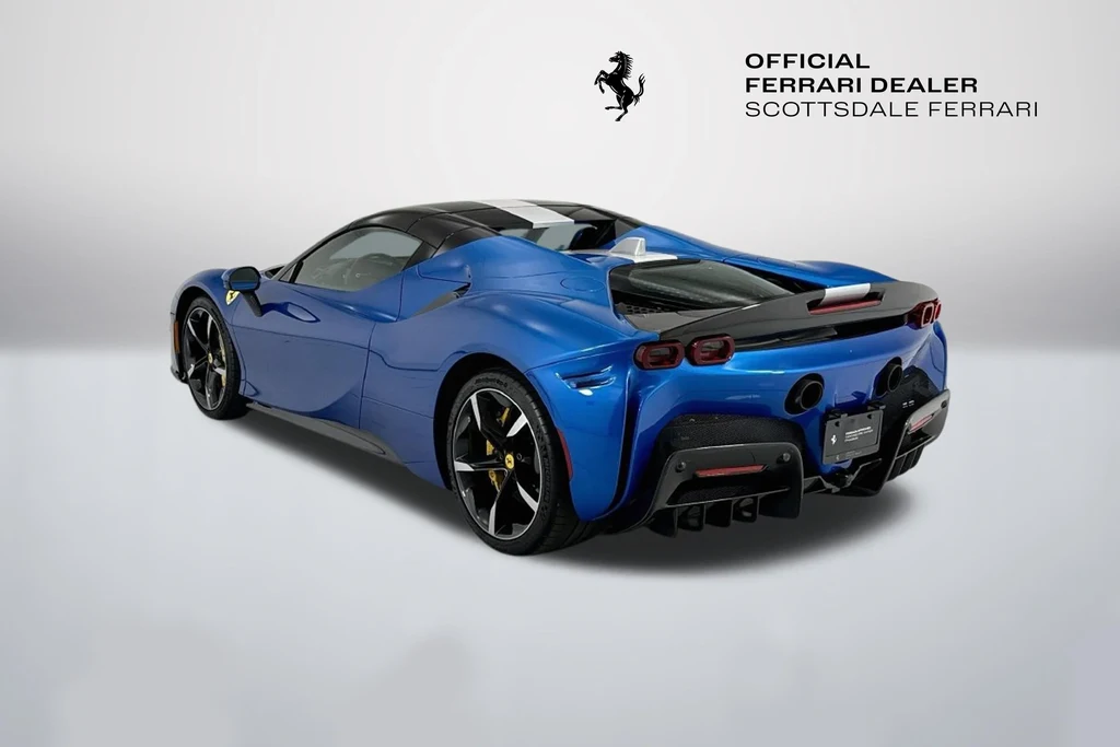 2022 Ferrari SF90 Spider Assetto Fiorano, 15/20
