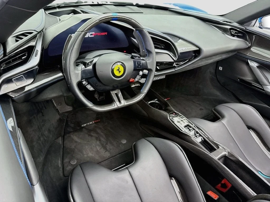 2022 Ferrari SF90 Spider Assetto Fiorano, 18/20