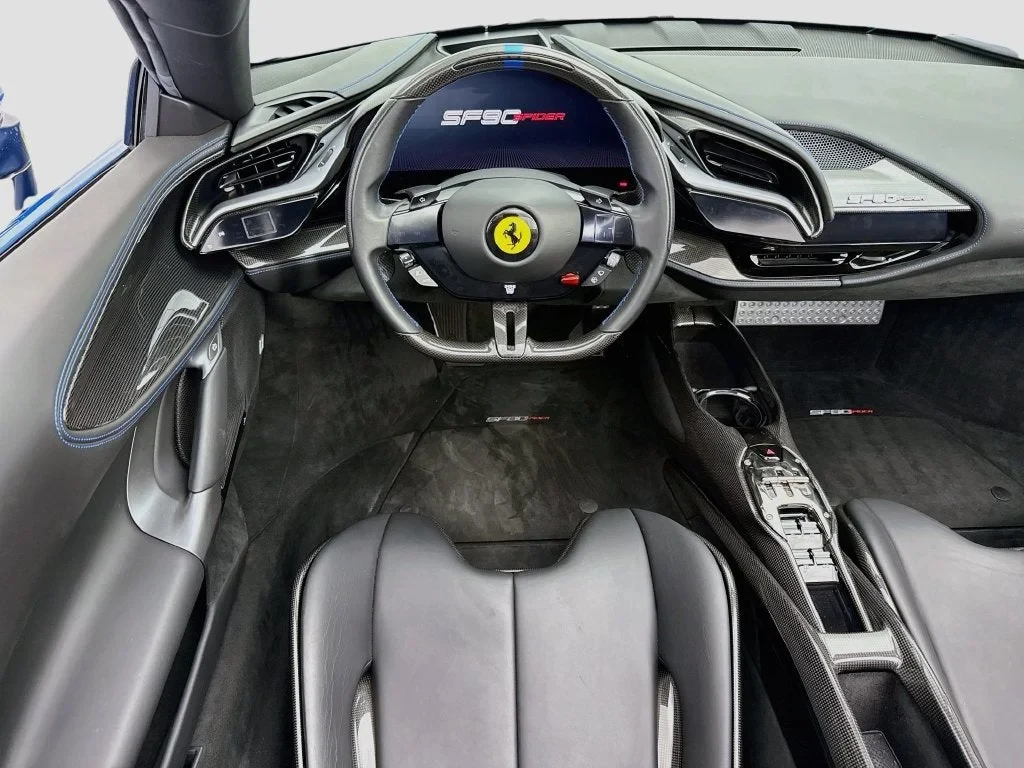 2022 Ferrari SF90 Spider Assetto Fiorano, 19/20