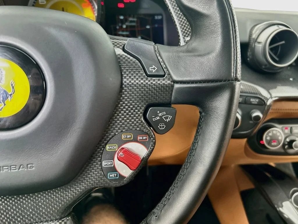 2014 Ferrari F12berlinetta, 12/20
