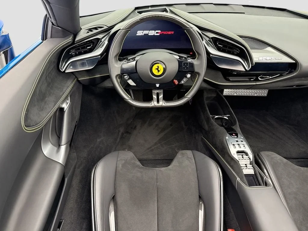 2024 Ferrari SF90 Spider, 19/20