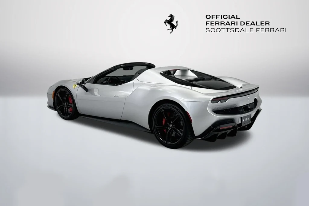 2024 Ferrari 296 GTS, 7/20