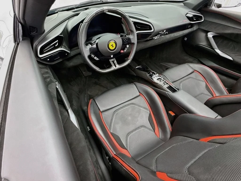 2024 Ferrari 296 GTS, 19/20