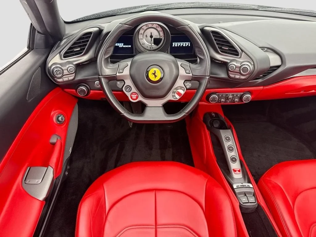 2018 Ferrari 488 Spider, 19/20