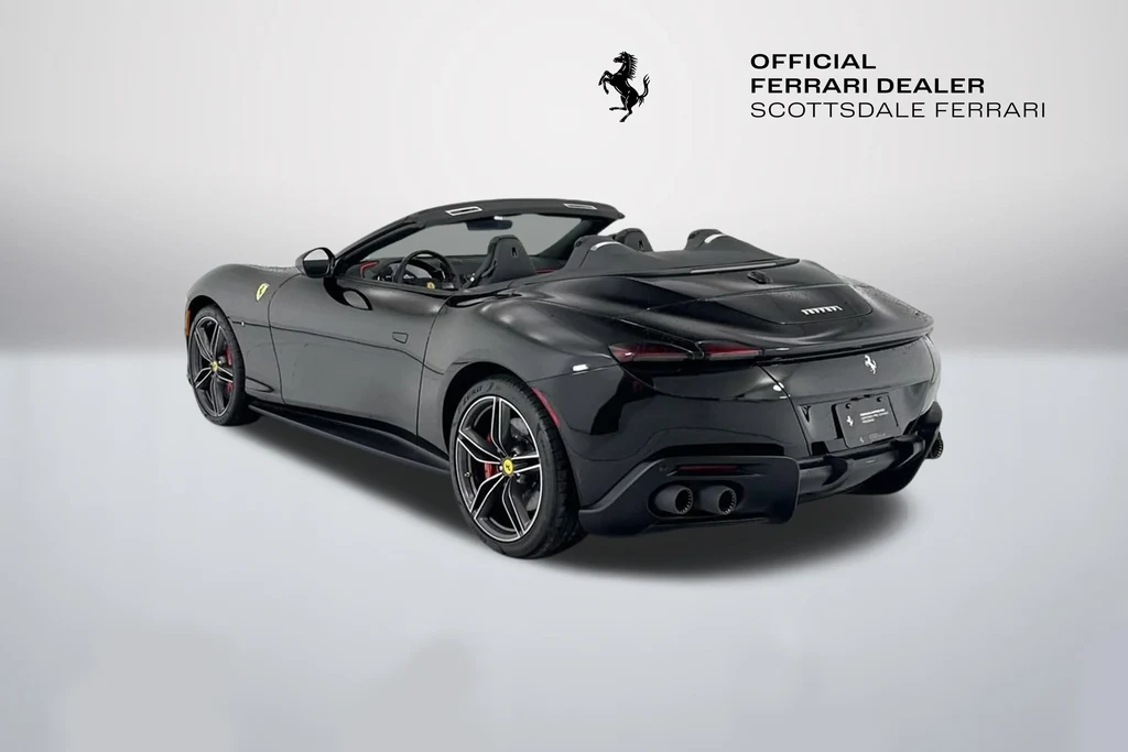 2024 Ferrari Roma Spider, 7/20