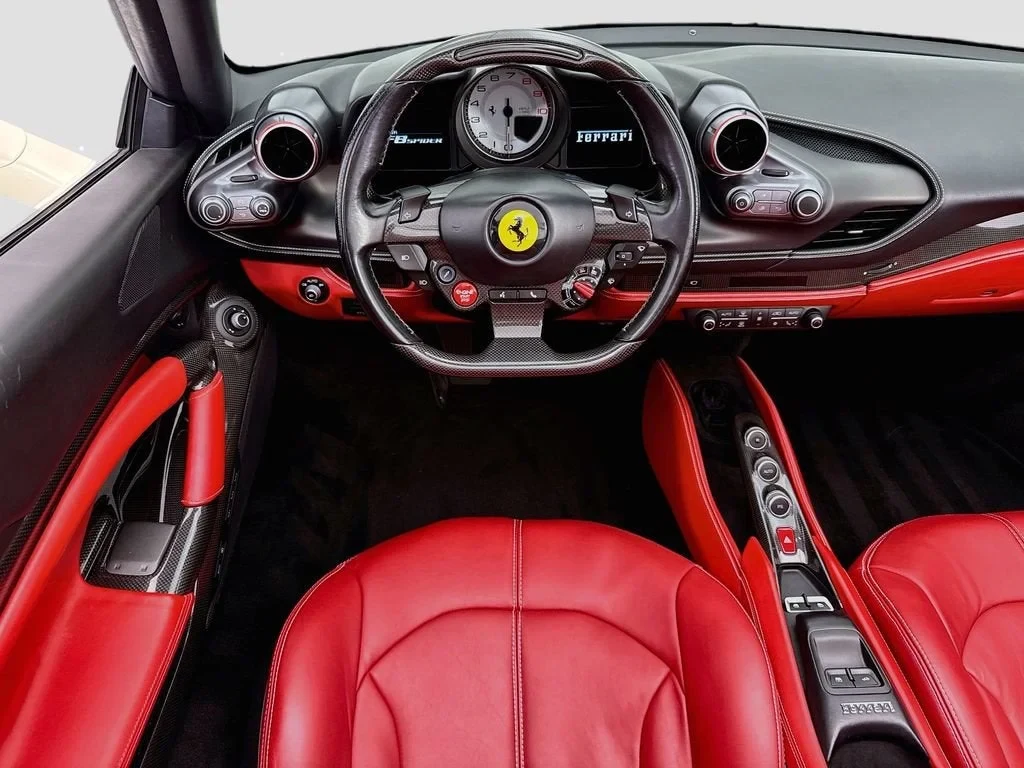 2021 Ferrari F8 Spider, 19/20