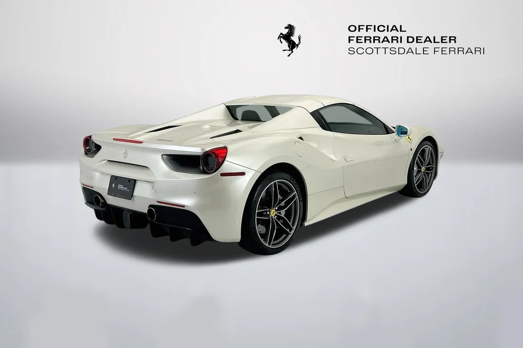 2017 Ferrari 488 Spider, 13/20