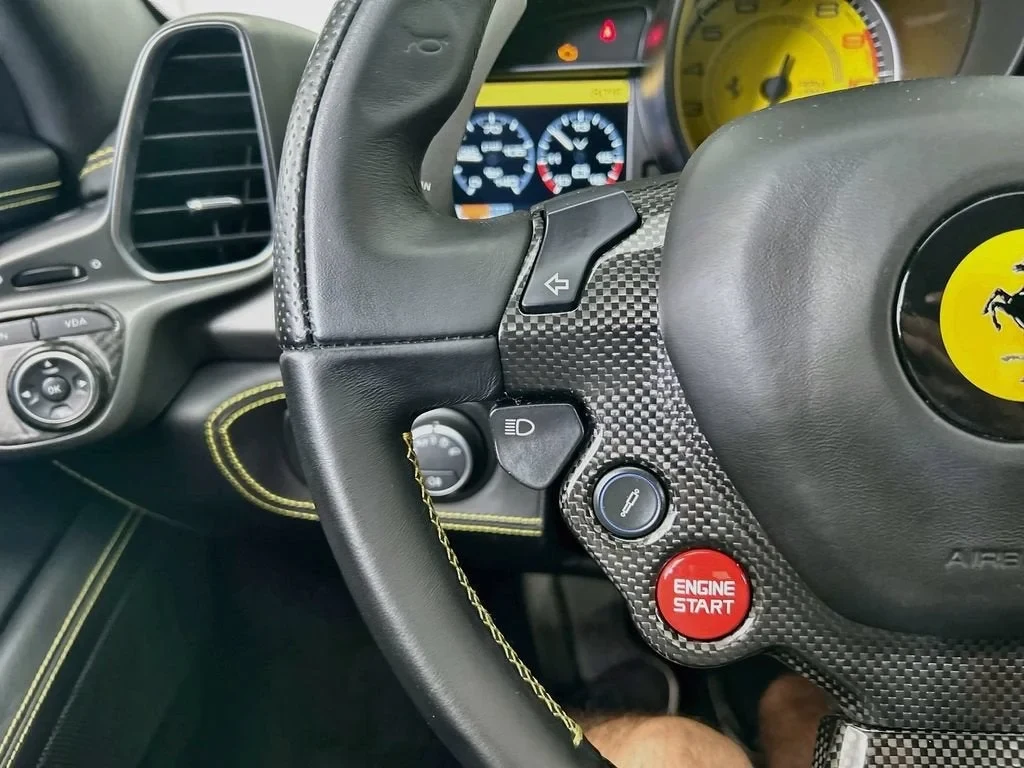 2014 Ferrari 458 Italia, 11/20